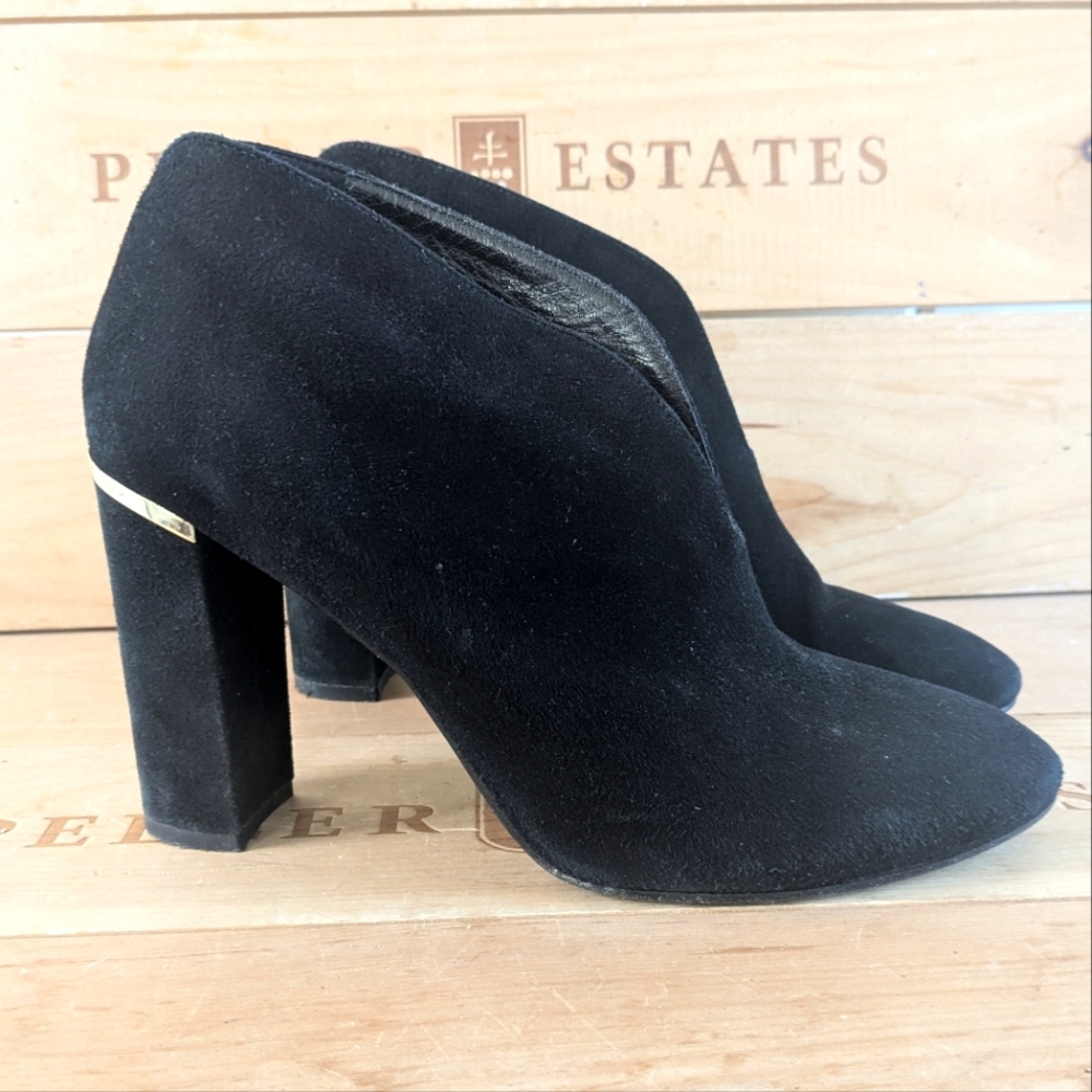 Kate Spade Suede Bootie sx 9.5